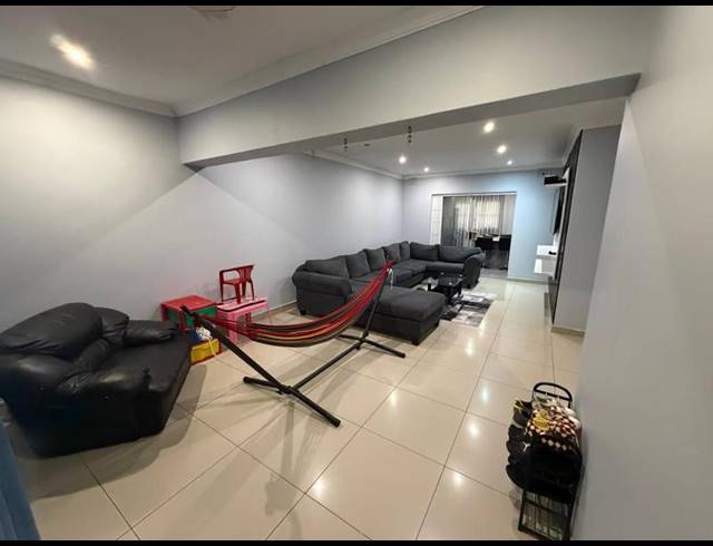 4 BEDROOM PROPERTY TO RENT IN SHERWOOD